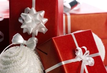 The-12-Pet-Hazards-of-Christmas-Series-Day-9-Ribbons-and-Bows The-12-Pet-Hazards-of-Christmas-Series-Day-9-Ribbons-and-Bows