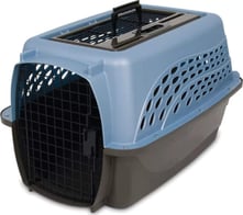 Petmate Pet Kennel for the road