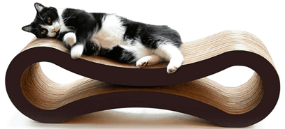 Relaxing scratching lounger