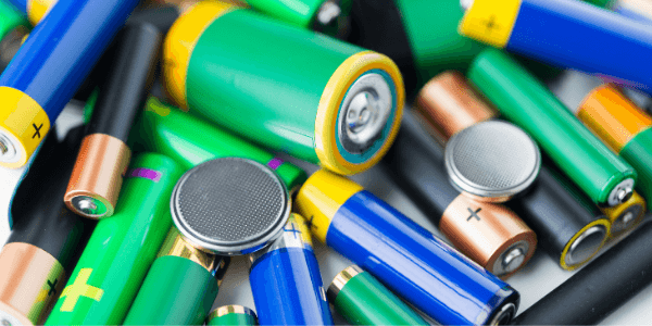 batteries harmful for dogs