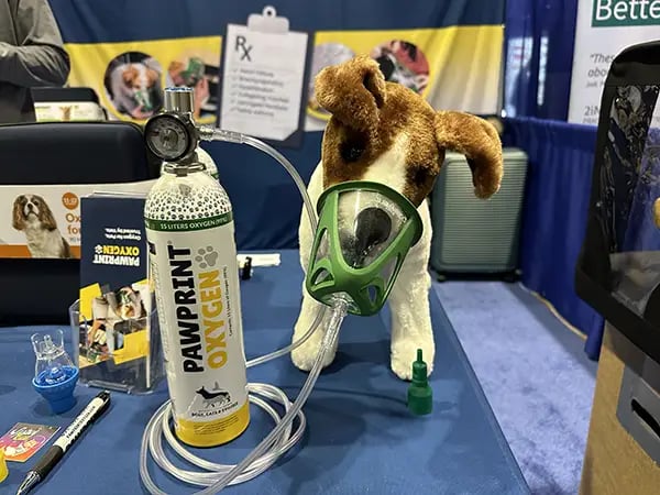 PawPrint Pet oxygen demonstration