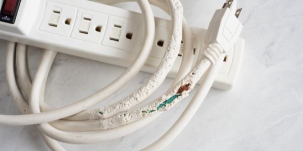 Reaching for Safety: 10 Do's and Don'ts of Using Extension Cords